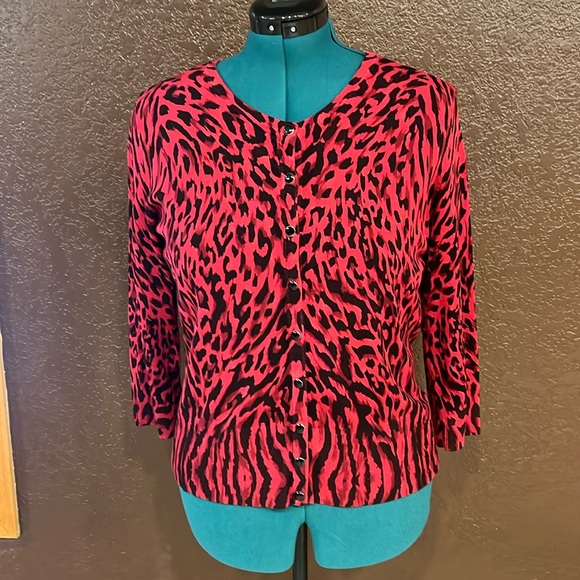 White House Black Market Sweaters - Sassy WHBM Sweater 3/4 sleeves